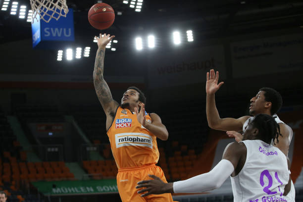 与上赛季相 与上赛季相